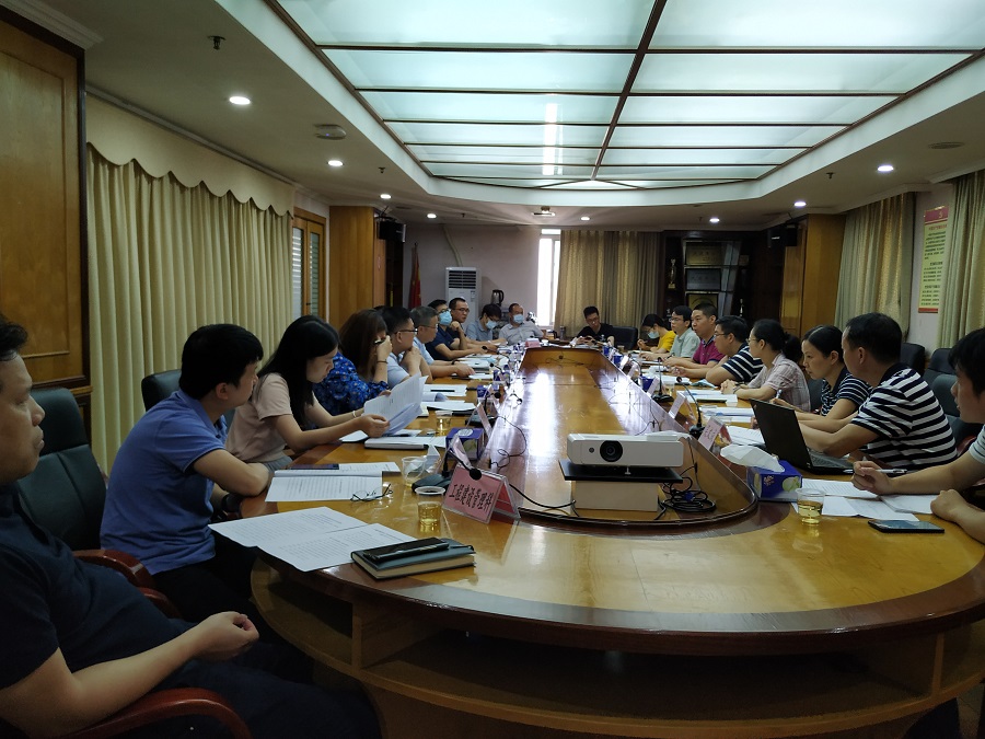 強化與自然資源部門協(xié)調(diào)聯(lián)動，扎實推進土壤污染防治工作